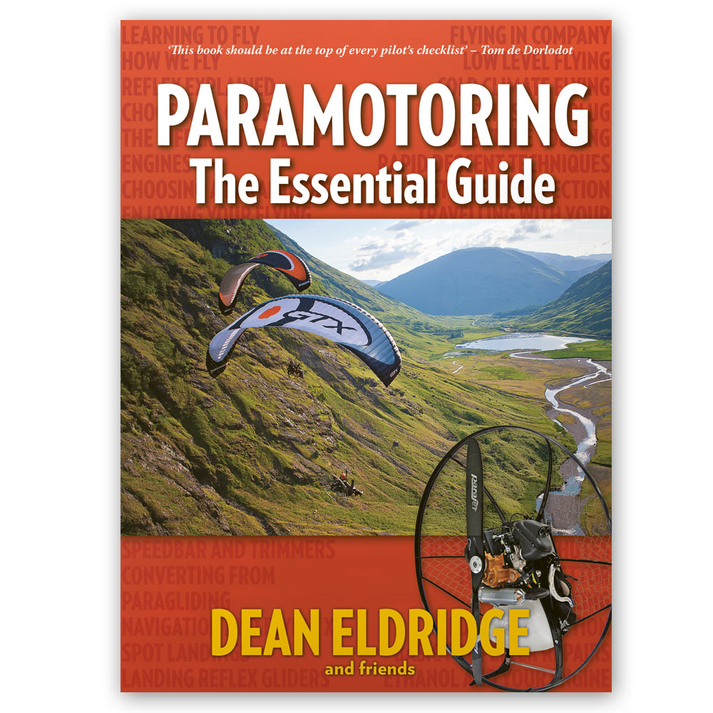 Paramotoring The Essential Guide-Libro